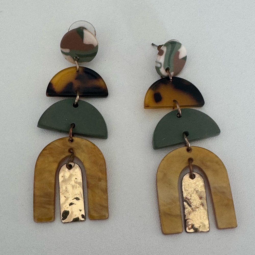 Multicolor Geometric Dangle Earrings - Picture 1 of 1
